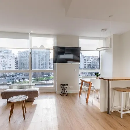 Nuevo Y Luminoso En Plaza Moyua Apartmán Bilbao