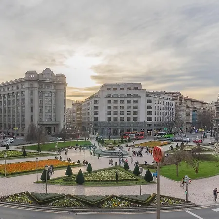 Apartmán Nuevo Y Luminoso En Plaza Moyua *